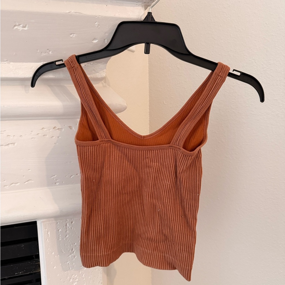 Aura Rust Ribbed Tank Top - Picture 2 of 2